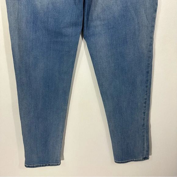 Chico’s Boyfriend Ankle Medium Wash Jeans - Picture 11 of 11